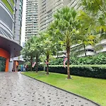 The Sky Suites Klcc By The Park